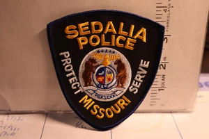 police patch SEDALIA POLICE MISSOURI - Picture 1 of 1