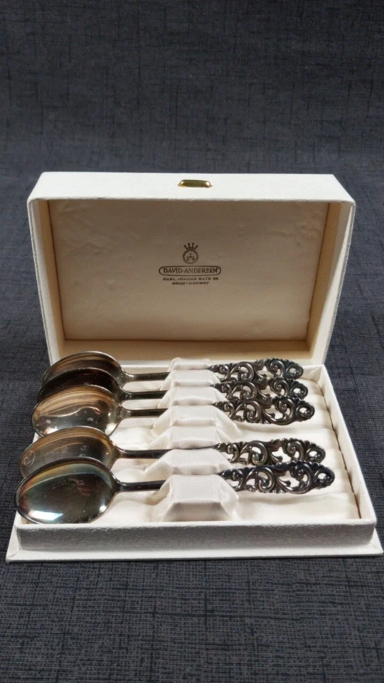 (5) David-Andersen sugar spoons from Norway - Vintage - In Original box - Image 1 of 4