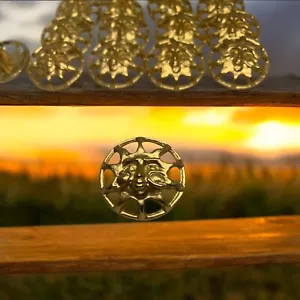 Sun Face Emblem Button 3/4" Zodiac Astrology Button Gold Tone Metal - Picture 1 of 5