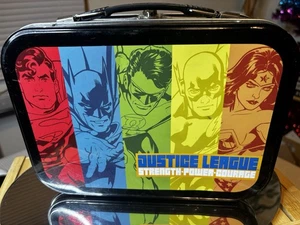 Batman Superman Wonder Woman DC Comics Justice League Tin Lunch Box COLLECTIBLE - Picture 1 of 9