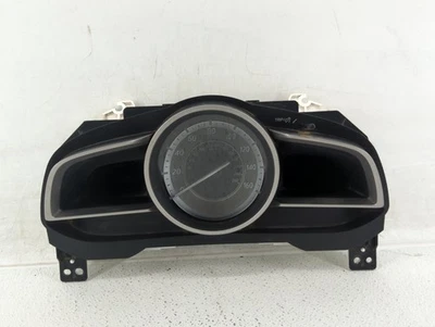 Cuadro de instrumentos velocímetro Mazda 2014-2016 3 medidores LREBZ Foto 1 de 4