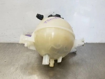 BMW X3 22 2022 2,0 L depósito de refrigerante del motor  Foto 1 de 4