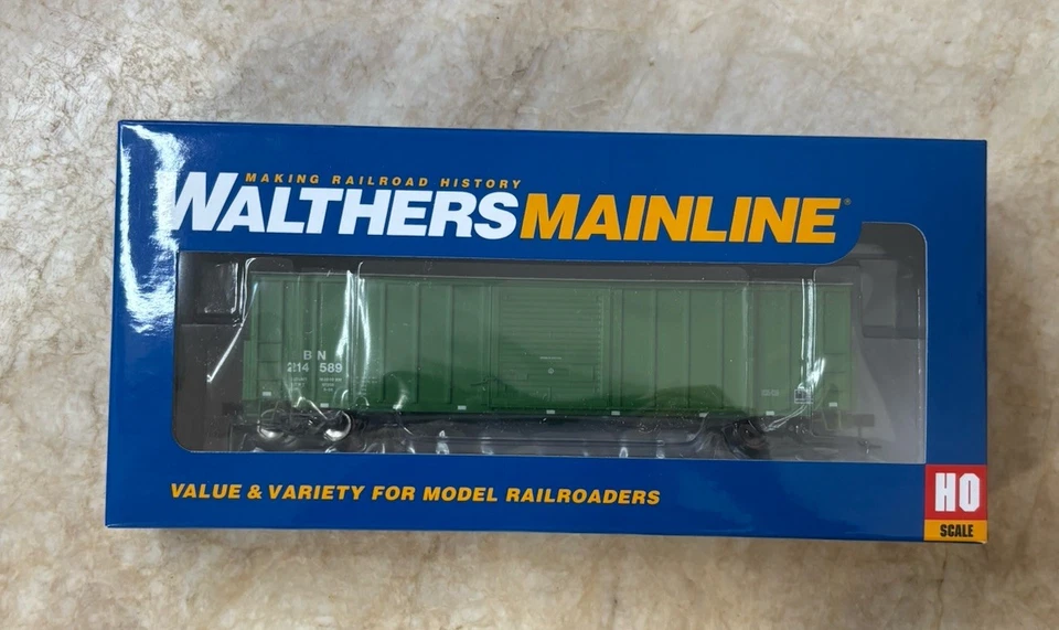 HO Scale Walthers MainLine 910-46002 Burlington Northern 214589 50' ACF Boxcar - Image 1 of 3