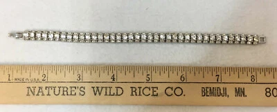 Pulsera Tenis Circonita Cúbica Piedras Tono Plata Metal 7.5" Largo Brillante Foto 1 de 4