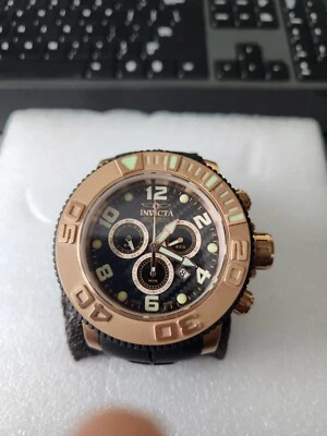 Invicta Sea Hunter Modelo No. Cuarzo 15821, 58 mm, hecho en Suiza, Ronda 8040N Foto 1 de 4