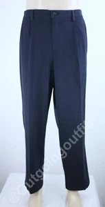 NEU Dockers Easy Khaki Herren klassische Passform plissiert Stretch Performance Hose 42x30 - Bild 1 von 5