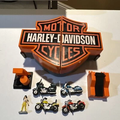 Microjuego de centro de servicio de motocicleta MICROVERSE HASBRO HARLEY DAVIDSON de colección Foto 1 de 4