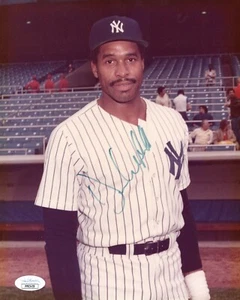Dave Winfield New York Yankees Signed 8x10 Photo JSA Authenticated - O - Picture 1 of 1