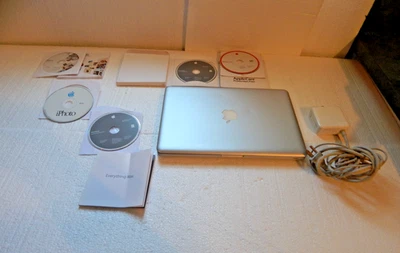 Apple MacBook 2008 OX 10,8 núcleos 2 4 GHz A1278 4 GB RAM 240 GB HDD oficina Foto 1 de 4