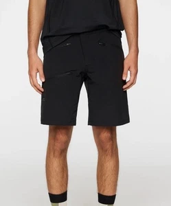 J. Lindeberg Adrian Softshell Shorts  Hose Herren Gr. M Neu  AMPA12295 - Bild 1 von 3