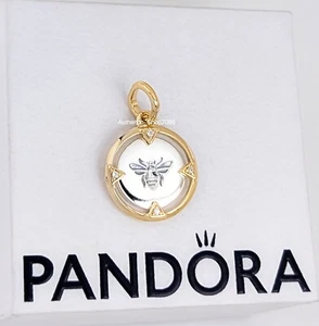 NEW 100% Authentic PANDORA 14k Gold Plated Bee Medallion Protect Charm 763417C01 - Picture 1 of 7