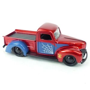 Jada Toys Marvel Spider Man Themed  1941 Ford Pickup Diecast Truck 1:32 Scale