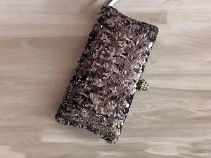 Ladies Clutch - Picture 1 of 2