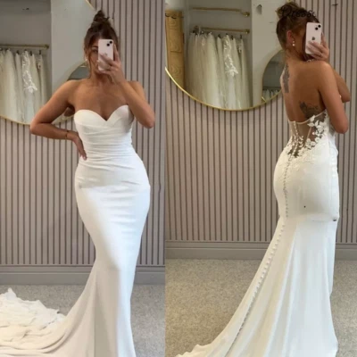 Sexy Mermaid Wedding Dresses Strapless Backless Lace Applique Satin Bridal Gowns - Image 1 of 4