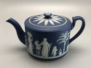 Antique Dark Blue Wedgwood Jasperware Teapot GHZX - Picture 1 of 8