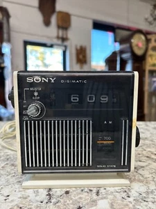 Sony Digimatic TR-C34 Alarm Clock AM/FM Radio -AS IS -  For parts - Picture 1 of 13