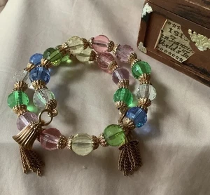 Vintage memory wire tassel wrap bracelet W/ faceted Lucite Pastel Colored Beads - Picture 1 of 11
