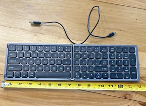 FK328 Portable Mini folding Wireless Bluetooth keyboard with Numeric Keypad  - Picture 1 of 7