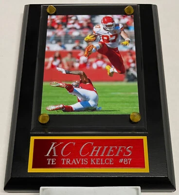 TRAVIS KELCE JEFES DE CIUDAD DE KANSAS - PLACA FOTOGRÁFICA PARA TU HOMBRE DECORACIÓN DE PARED CUEVA Foto 1 de 4