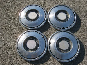Factory 1968 1969 Chevy Caprice 14 inch hubcaps wheel covers - Picture 1 of 24