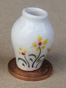 Yellow Floral 2.6cm High Ceramic Vase Tumdee 1:12 Scale Dolls House Ornament Y20 - Picture 1 of 1