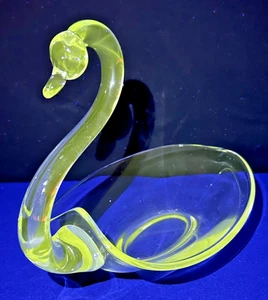 Duncan & Miller Manganese Glass 11.5”x 9” Swan Candy/Nut Dish Vtg. EUC - Picture 1 of 10