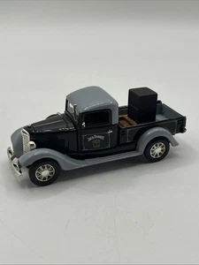 Camioneta pickup internacional Matchbox Collectibles Jack Daniels 1934 diecast 1/43 - Imagen 1 de 5