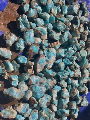 Lotes a granel al por mayor de Larimar natural áspero (1000 gramos) aprox 35-40 piezas  Foto 1 de 4