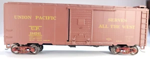 HO Scale Athearn RTR Steel 40' Box Car Union Pacific Kadee Couplers Metal Wheels - Picture 1 of 7
