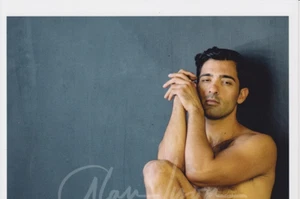 Alan Lyon Original Male Photo gay interest (18) Cardona light room - Picture 1 of 2