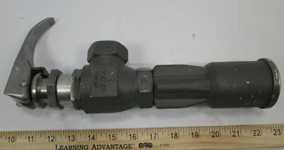 ME800G 1-1/2" Acme 1" Cierre Rápido Manguera Extremo Válvula Mango Acanalado Estilo A7797A Foto 1 de 4