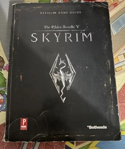 The Elder Scrolls V Skyrim Offizielle Spielanleitung inkl. Karte - Bild 1 von 4