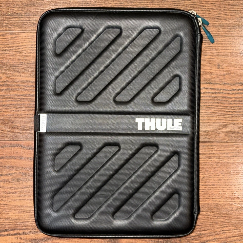 THULE Gauntlet 13” Sleeve Laptop Carry Protective Case Zip Hard 13x9x1 Black - Image 1 of 4