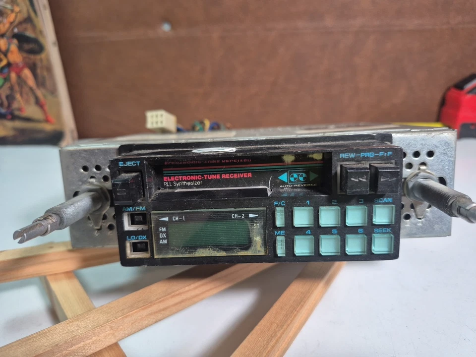 Vtg Pyramid Phase III Two Knob Old School Car Cassette AM/FM Stereo 650DGL - image 1 of 4