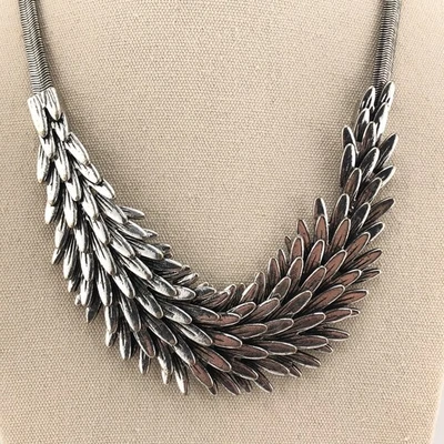 Leaf Link Necklace Scales Feathers Silver Tone Chunky Boho Autumn Fall Collar - Image 1 of 4