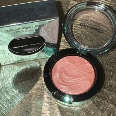 BNIB MAC Alluring Aquatic "Seduced at Sea" Extra Dimension Blush Limited - Image 1 of 4