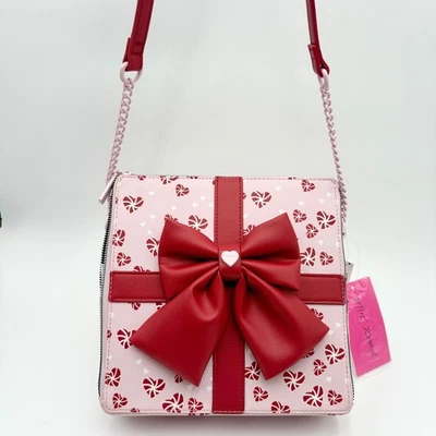 Betsey Johnson Regalo Caja Bandolera Rosa Caramelo Corazón Cartera Cadena Correa Foto 1 de 4