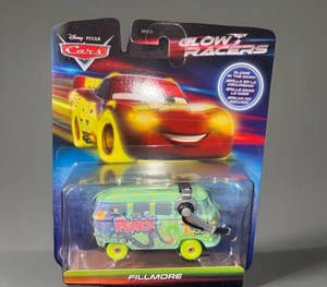 Disney Pixar Cars Glow Racers Fillmore Brilla en la Oscuridad - Imagen 1 de 3