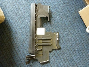 ORIGINAL VAUXHALL ADAM BRANDNEU BEIFAHRERSEITE LINKS KÜHLER LUFTFÜHRUNG 2013 - 19 - Bild 1 von 3