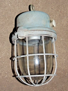 Vintage Industrie Ex Lampe Leuchte aus einem Bergwerk Gusseisen mit Glas Kuppel - Bild 1 von 8