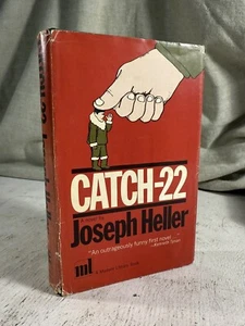 Joseph Heller Catch-22 1st Modern Library Edition No. 375 HCDJ Sept 1966 - Foto 1 di 7