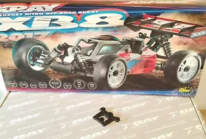 xray xb8 2017 luxury 1/8 nitro top plate #2 - Picture 1 of 2