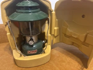 Coleman Lantern 1972 220F 220E5891 Dual Mantle Original RED label Pyrex Glass - Picture 1 of 15