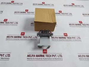 IP00 FV110 Pluggable Terminal Block 40A-450V - Picture 1 of 7