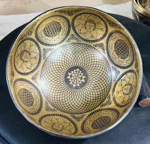 Cuenco Flor de la Vida Buda Shree Yantra de 10 pulgadas-Tazón para Cantar Yoga Tibetano Regalo - Imagen 1 de 9