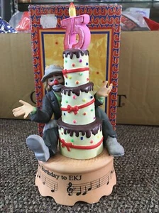 "Tune Cake"" para Celebración del 75 Cumpleaños EKJ con Música en Trabajo - Envío Rápido - Imagen 1 de 3