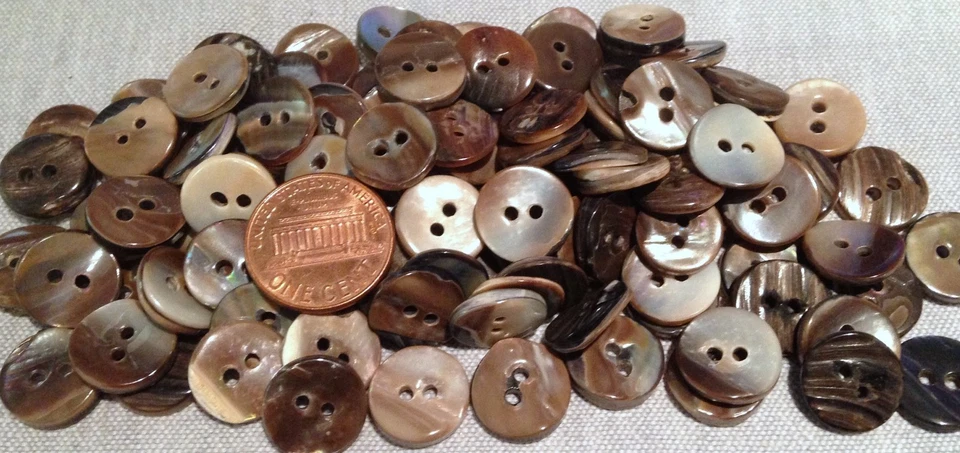 12 PCS ONLY Brown Beige Natural Shell MOP Buttons Sew-through 12.5mm 1/2" # 7813 - Image 1 of 1