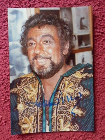 PLACIDO DOMINGO OPERA SINGER AUTOGRAPHED PHOTO Cover