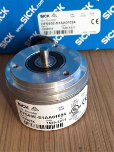 ONE DFS60E-S1AA01024 1036678 encoder #F7 - Bild 1 von 4