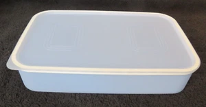 TUPPERWARE Quadro Behälter flach - 1,1 Liter - hellblau blau - NEU - Bild 1 von 2